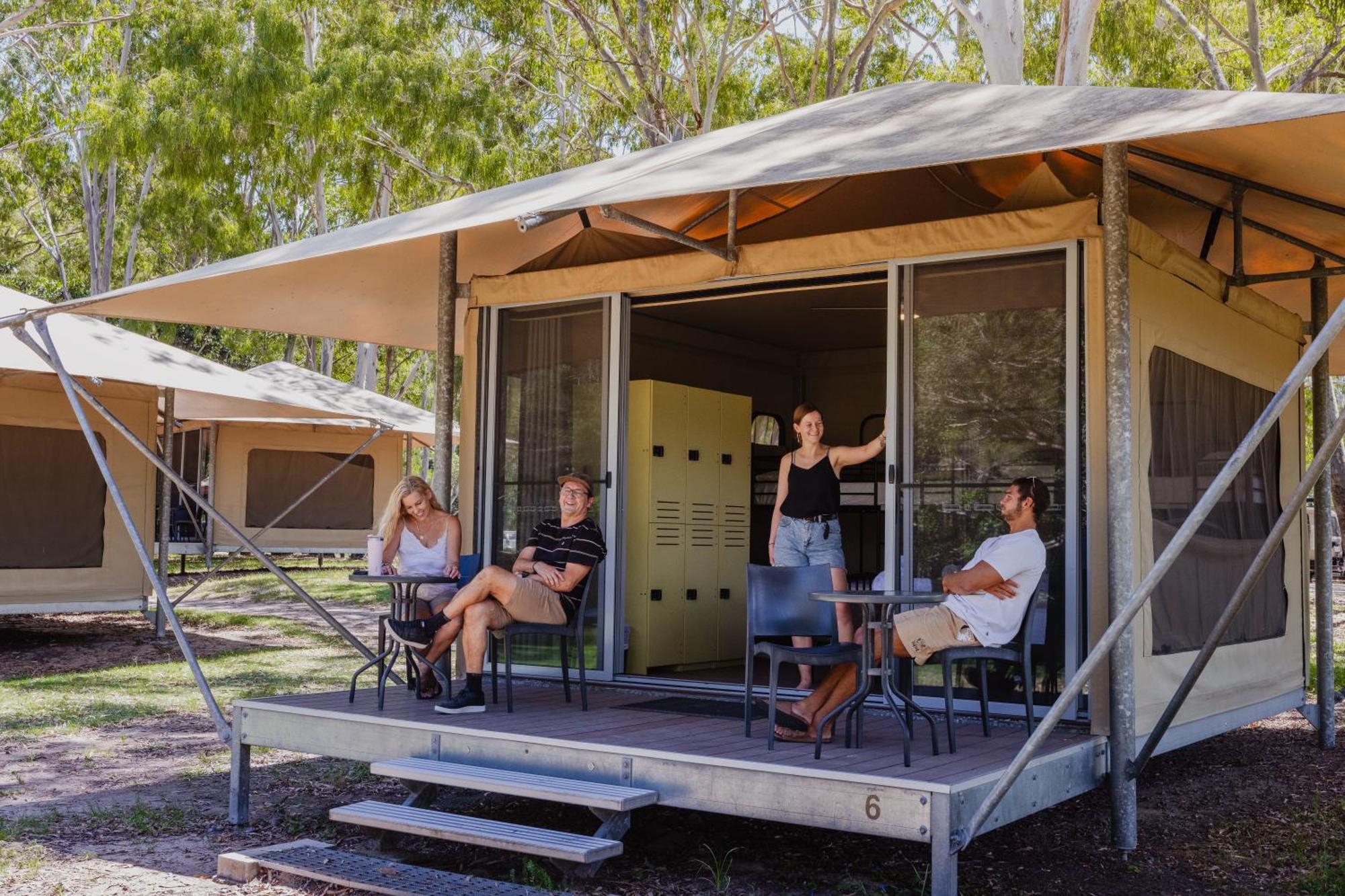 Kangarooms Noosa Everglades Cootharaba Екстер'єр фото
